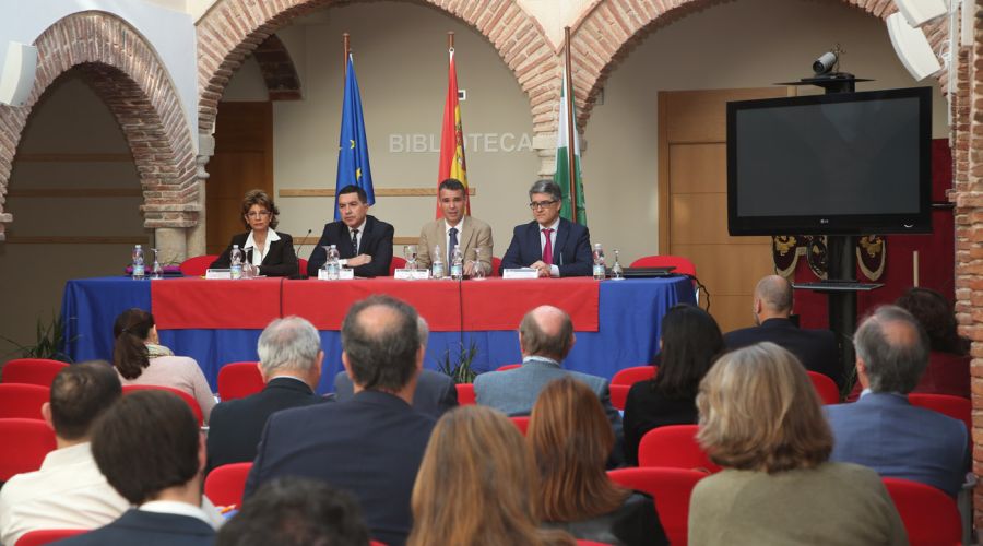 El alcalde destaca la relevancia de los fondos europeos para el desarrollo económico de Andalucía y de la Costa del Sol