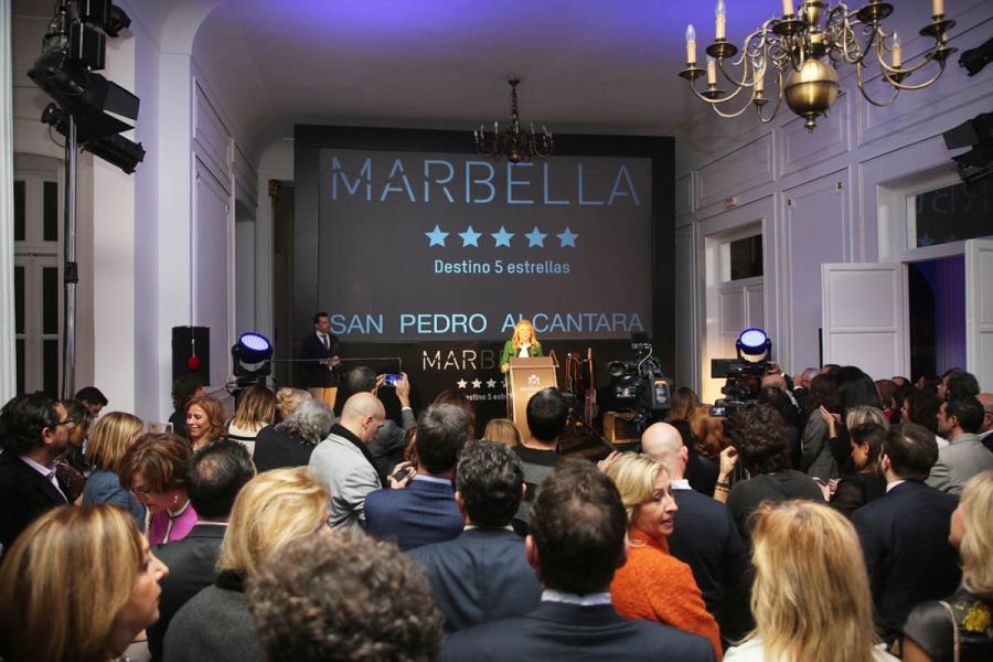 Imagen de la noticia La alcaldesa destaca la pujanza de la marca Marbe…