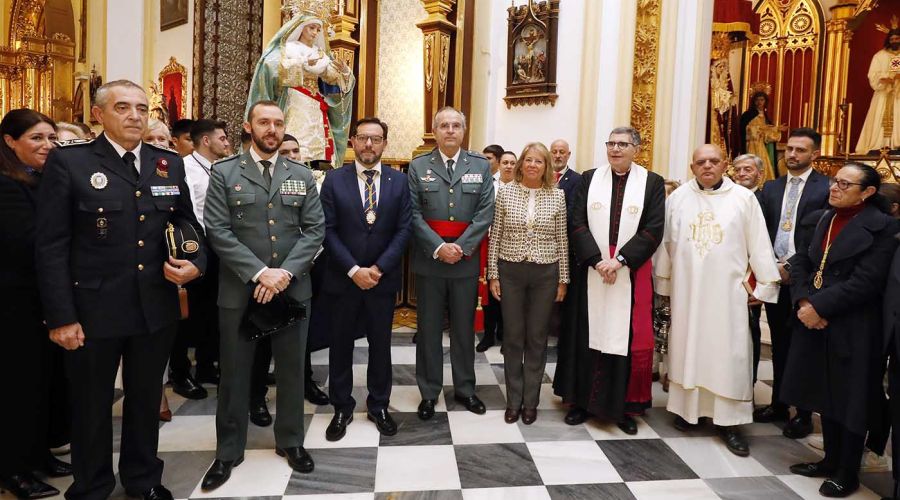 Marbella cierra su Semana Santa con un multitudinario acto del Resucitado en la Iglesia de la Encarnación