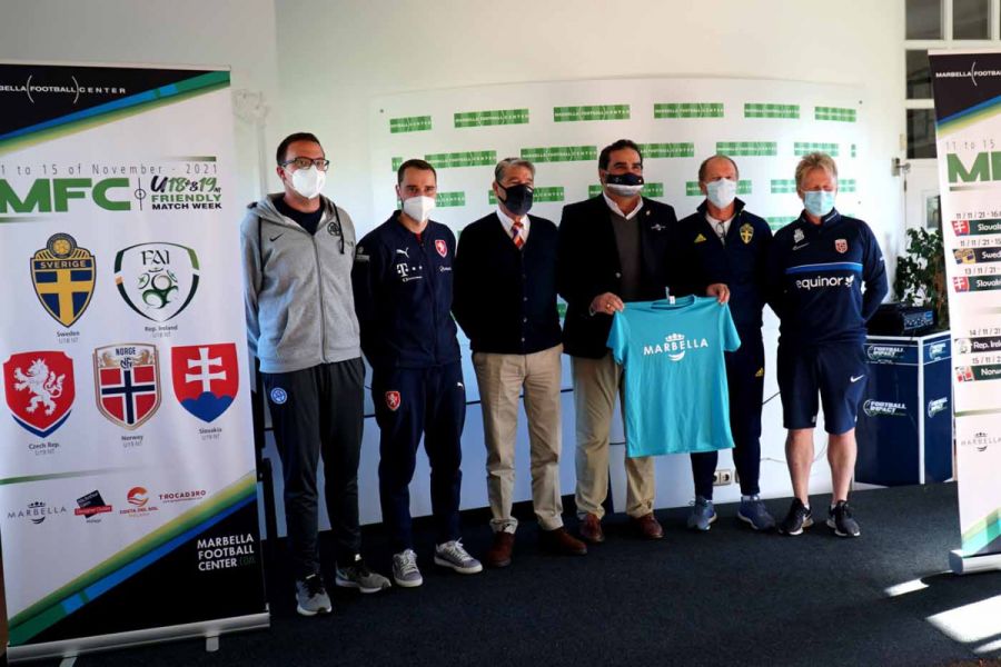 Imagen de la noticia Cinco selecciones internacionales de fútbol parti…