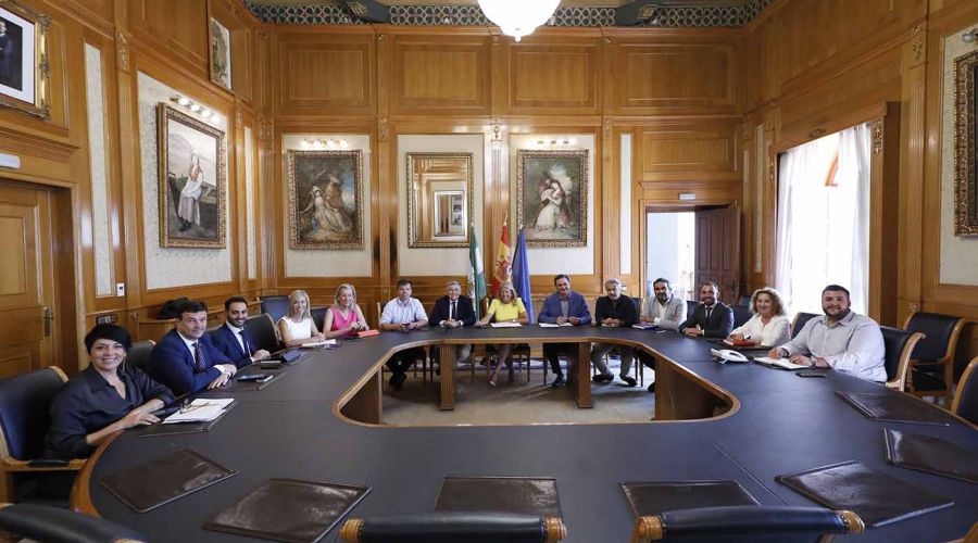 La alcaldesa anuncia la composición del nuevo equipo de Gobierno,  integrado por concejales “con mucha experiencia en la gestión municipal, capacidad e ilusión para afrontar los retos de esta legislatura”
