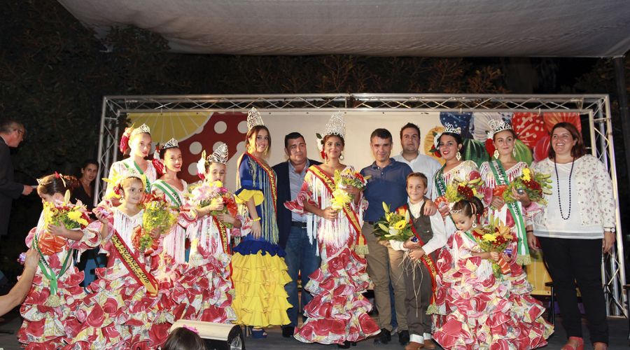 Las Fiestas Populares Pilar- Miraflores dieron anoche su pistoletazo de salida