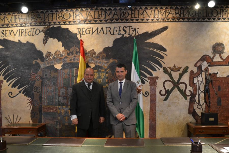 Imagen de la noticia El alcalde recibe al cónsul general de Marruecos…