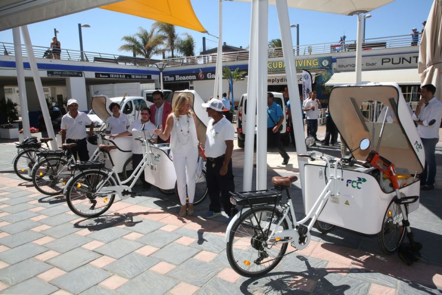 Imagen de la noticia El Ayuntamiento presenta el nuevo servicio de man…
