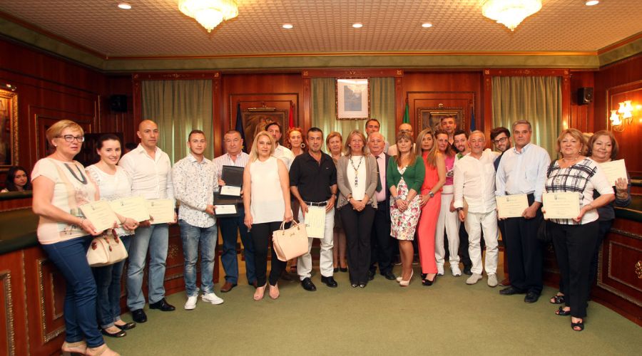 Reconocimiento a comercios tradicionales de Marbella y Las Chapas