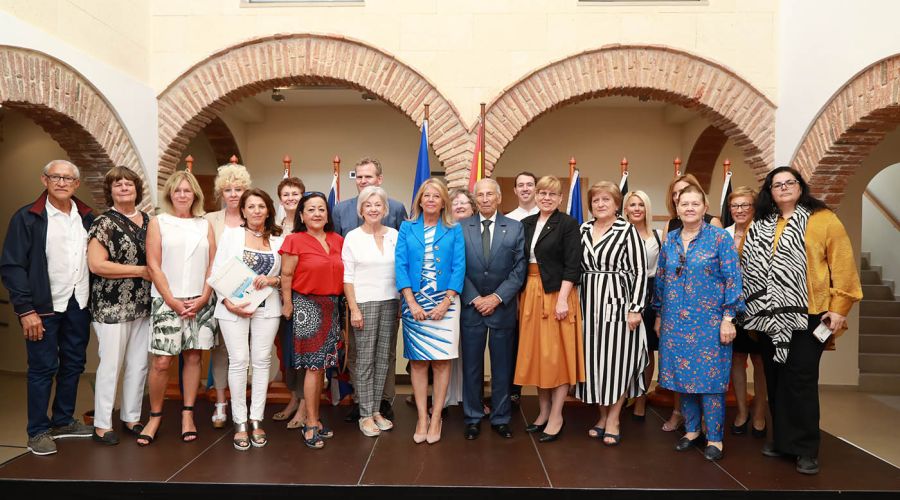 La alcaldesa destaca en el Día de Europa que Marbella “es un ejemplo claro de la idea de unidad y convivencia pacífica que sustenta los valores de la Unión Europea con la presencia de 137 nacionalidades”