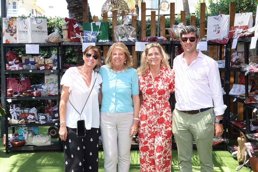 Imagen de la noticia La alcaldesa respalda la comida solidaria a benef…