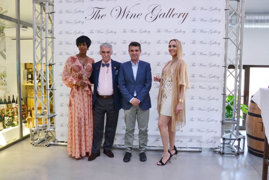 Imagen de la noticia El alcalde asistió a la inauguración de The Wine…