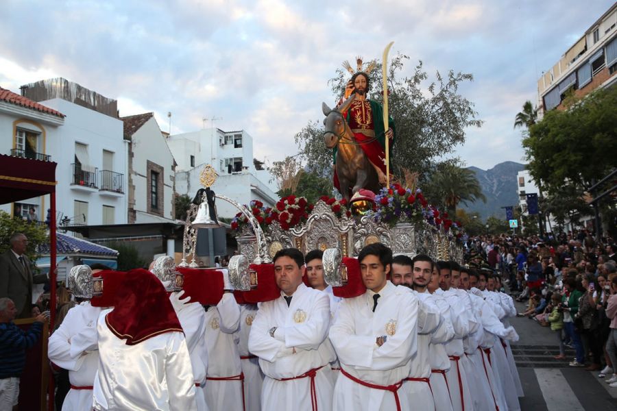 Imagen de la noticia La Pollinica pone el broche a un Domingo de Ramos…
