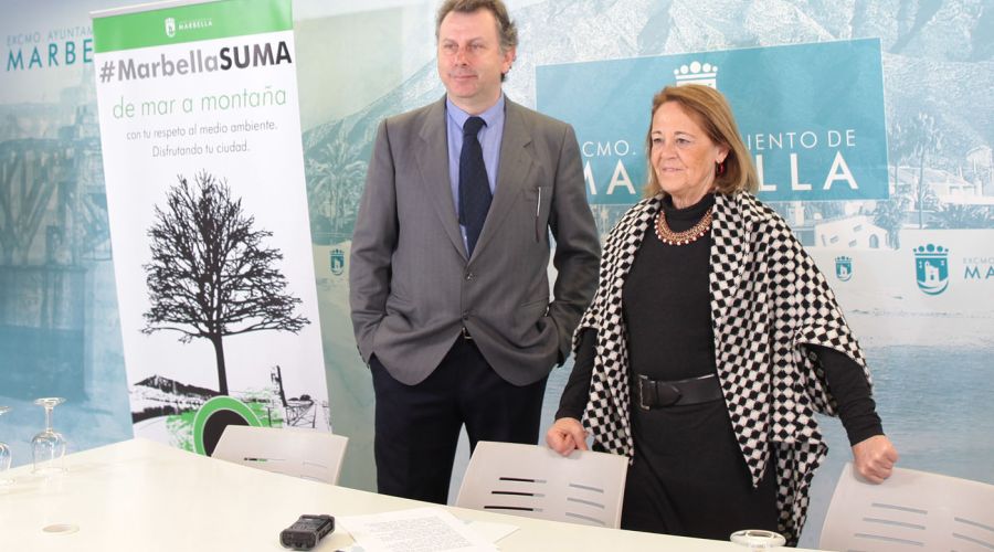 La delegación de Sanidad respalda la Campaña de Detección Precoz del Cáncer de Colon puesta en marcha por la Clínica Ochoa durante el mes de marzo