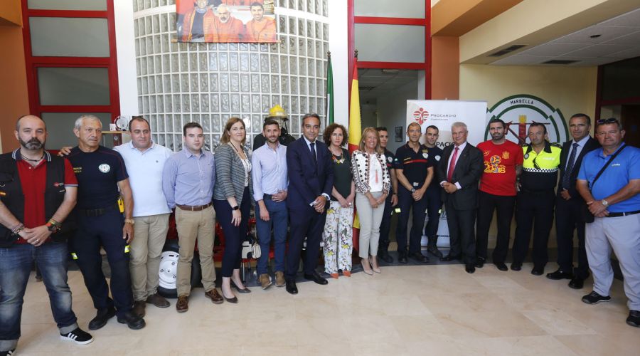 El Ayuntamiento presta su colaboración a la Asociación Profesional de Bomberos en su campaña para dotar de desfibriladores a los centros educativos