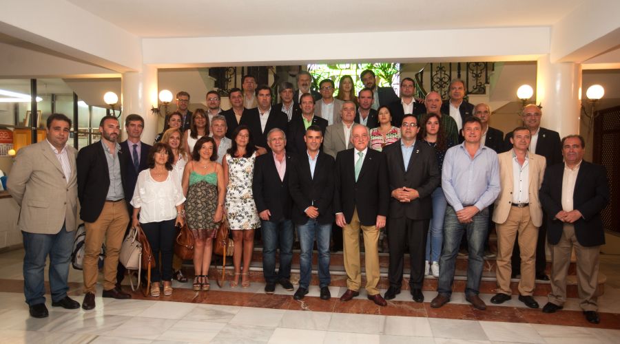 El alcalde recibe a una embajada de la Cámara Argentina de Empresarios