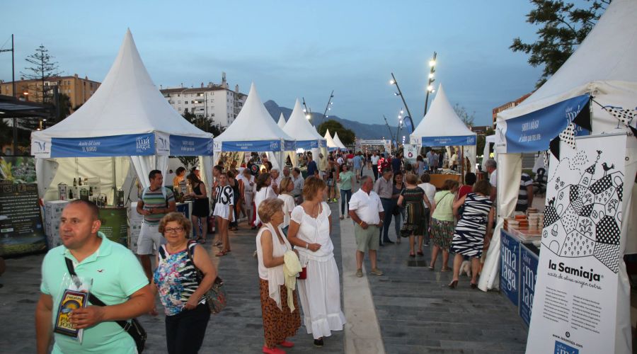 El Bulevar de San Pedro acoge hasta mañana la feria \'Sabor a Málaga\'