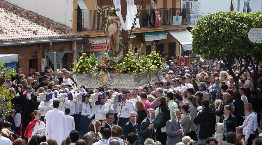 El Cristo Resucitado pone el broche final a la Semana Santa en Marbella y San Pedro Alcántara