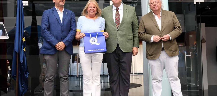 Marbella lidera la excelencia turística en España con 38 certificaciones de calidad y sostenibilidad en sus playas
