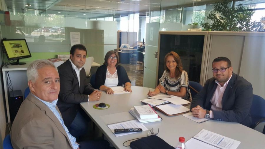 Imagen de la noticia El concejal de Empleo se reúne con su homóloga en…
