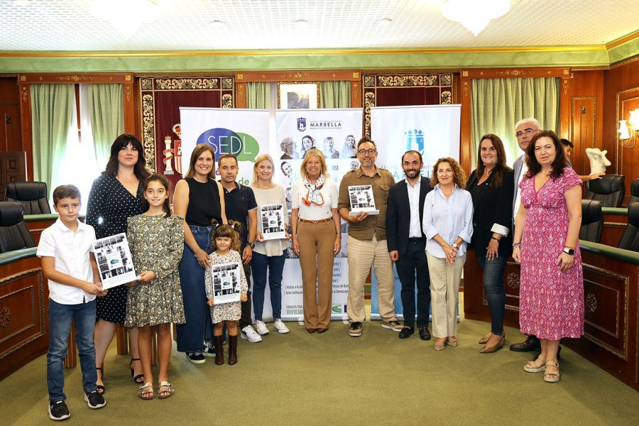 Imagen de la noticia El Ayuntamiento reconoce la labor de los CEIP Jos…