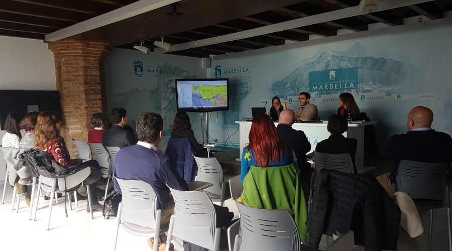 El Equipo de Gobierno se reúne con la oposición para exponer los trabajos sobre la adaptación del PGOU del 86 a la LOUA y el documento previo de refundido