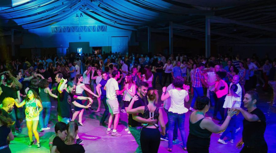 Éxito de participación en el festival ‘Uni2xelbaile’ celebrado en San Pedro Alcántara