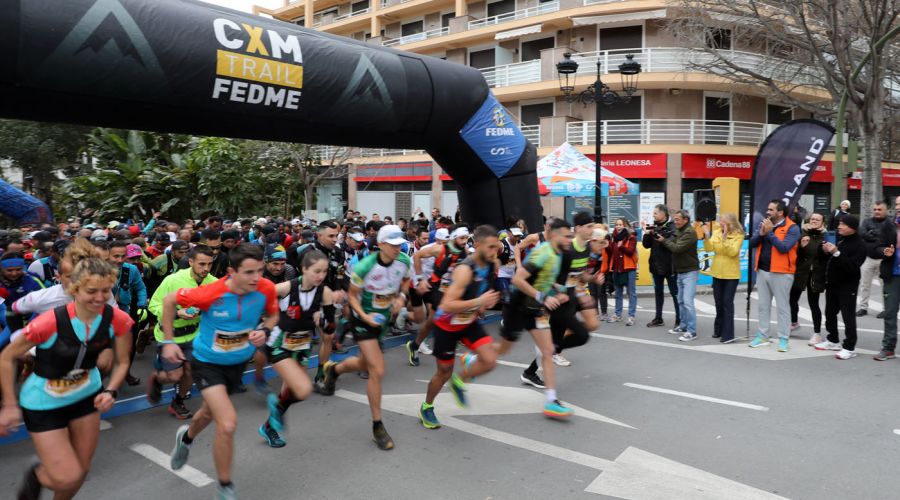 Más de 1.200 corredores se dan cita en la VIII Carrera por Montaña Sierra Blanca, que se estrena en esta edición como la primera prueba de la Copa de España