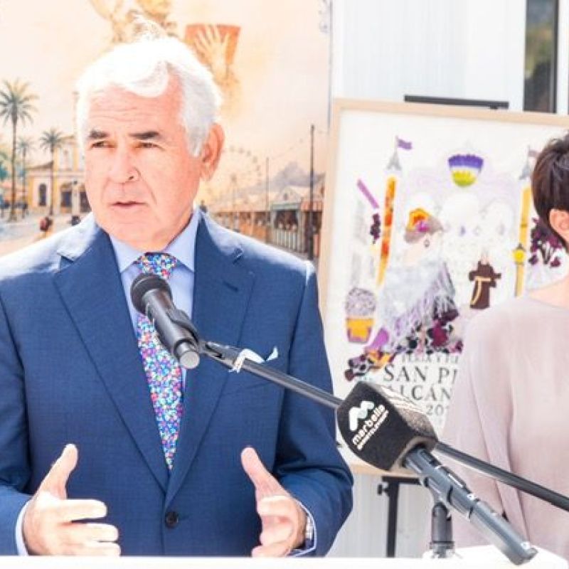 El Ayuntamiento repartirá 2.500 pulseras gratuitas para prevenir la sumisión química durante la Feria de San Pedro Alcántara