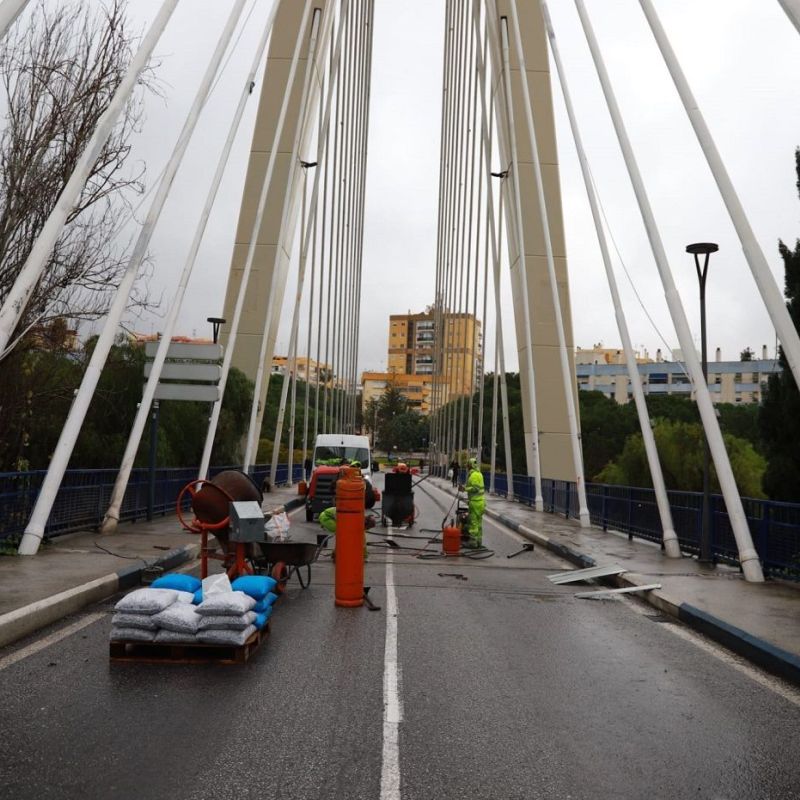 El Ayuntamiento mejora la seguridad del puente Cristo del Amor con una actuación ejecutada en menos de 48 horas
