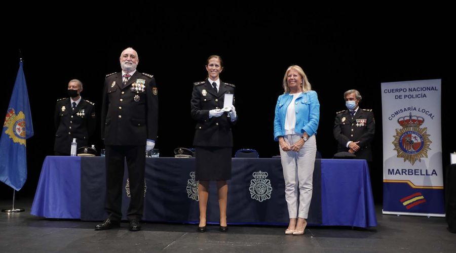 La alcaldesa destaca “la vocación, profesionalidad y cercanía” de la Policía Nacional y subraya que la nueva Comisaría “permitirá dotar a la plantilla de más recursos y mejorará los servicios”